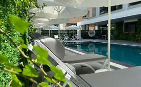 Sam Hotel